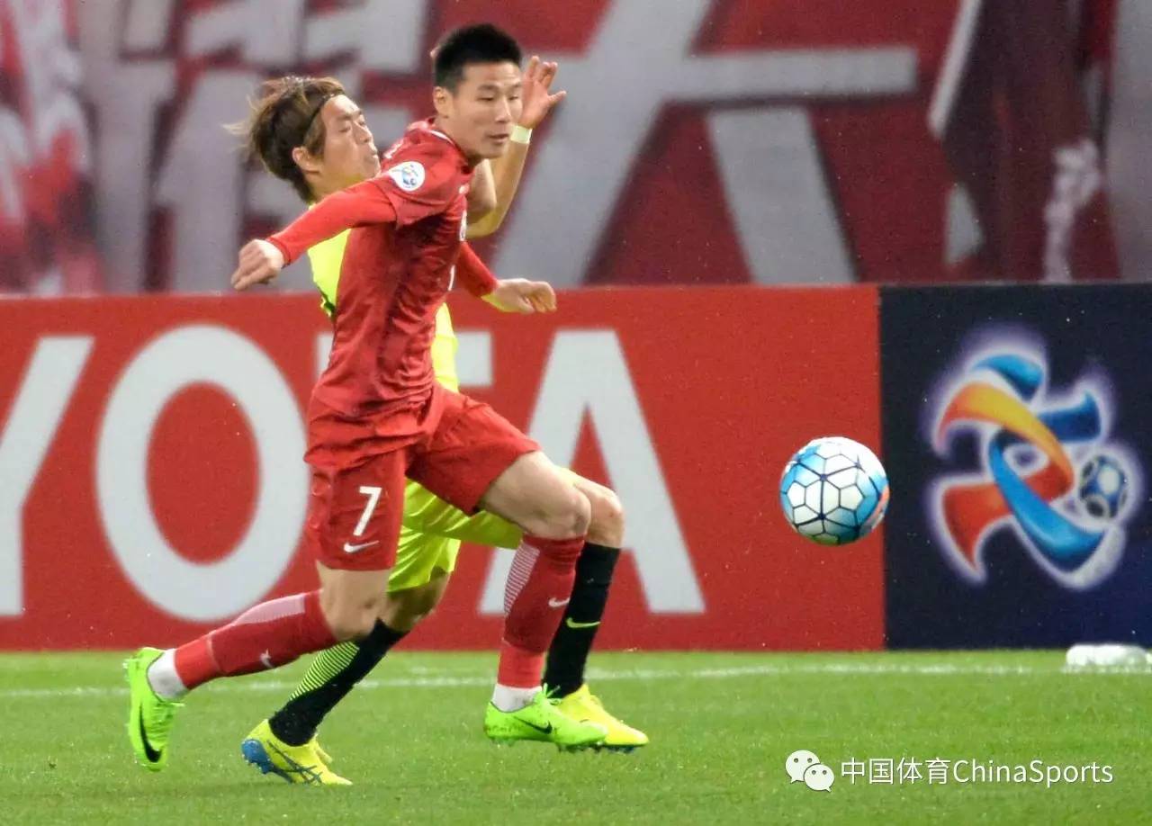包含江苏苏宁迎战上海上港,争夺联赛领头羊位置的词条 包含江苏苏宁迎战上海上港,争夺联赛领头羊位置的词条